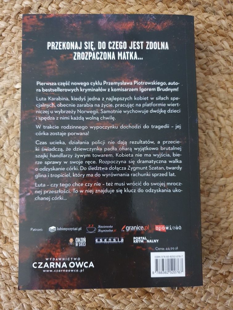 Prawo matki Piotrowski Przemysław