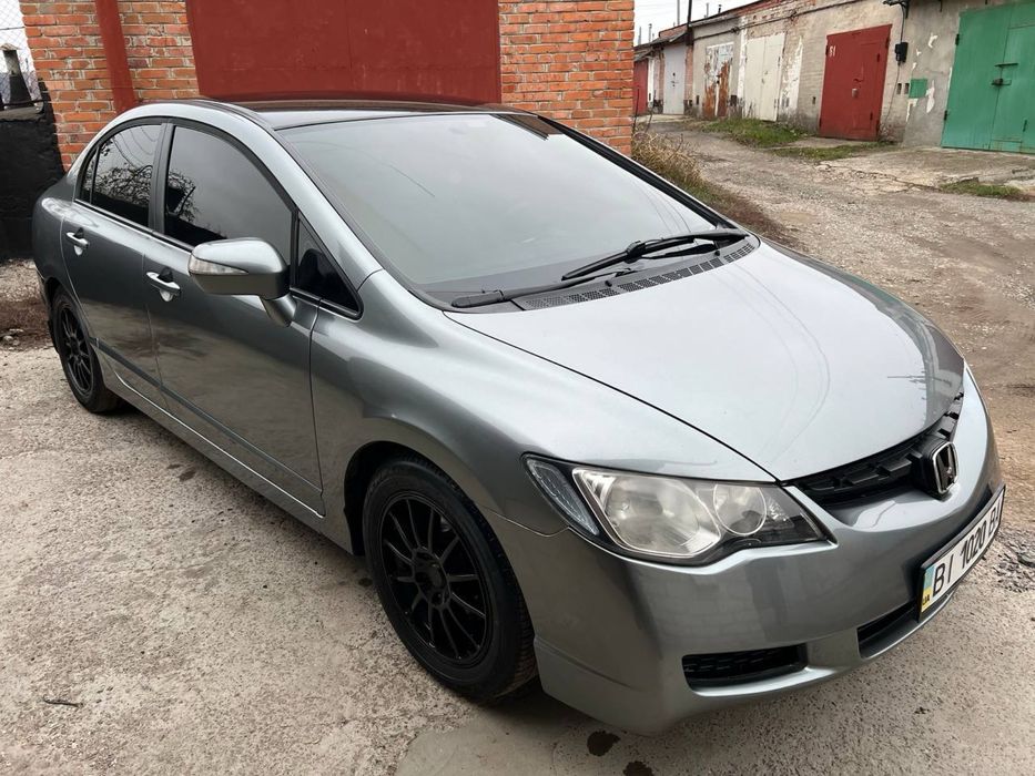 Продам Honda Civic 4d
