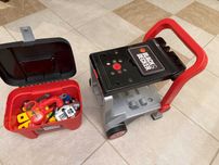 Smoby - Black & Decker Stół majsterkowicza walizka z narzędziami 3w1