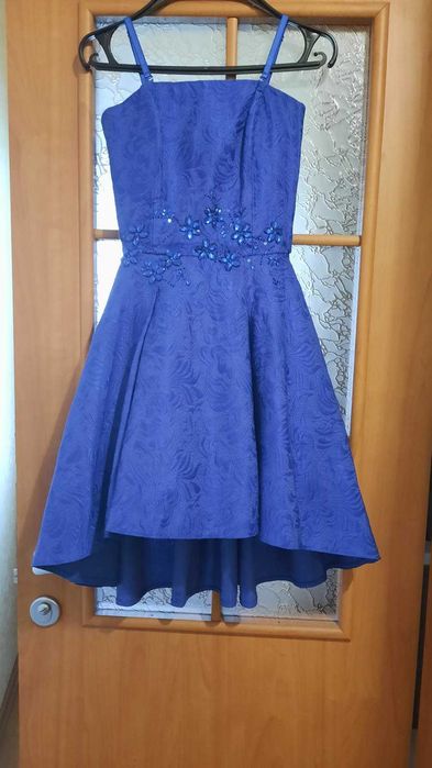 Красивое нарядное платье размер 40-42