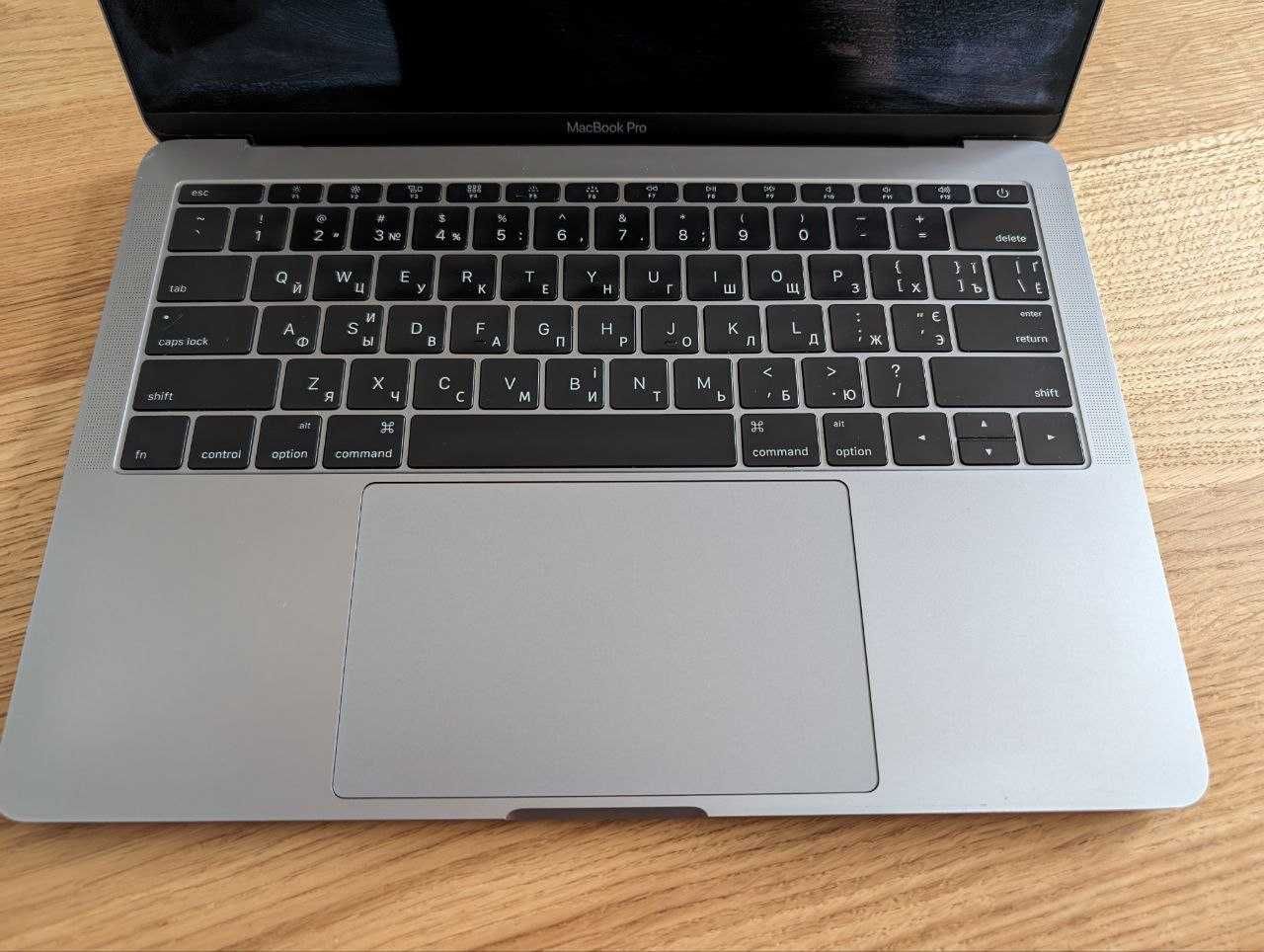 MacBook Pro 13” 2016 i5/8/256gb Space Gray