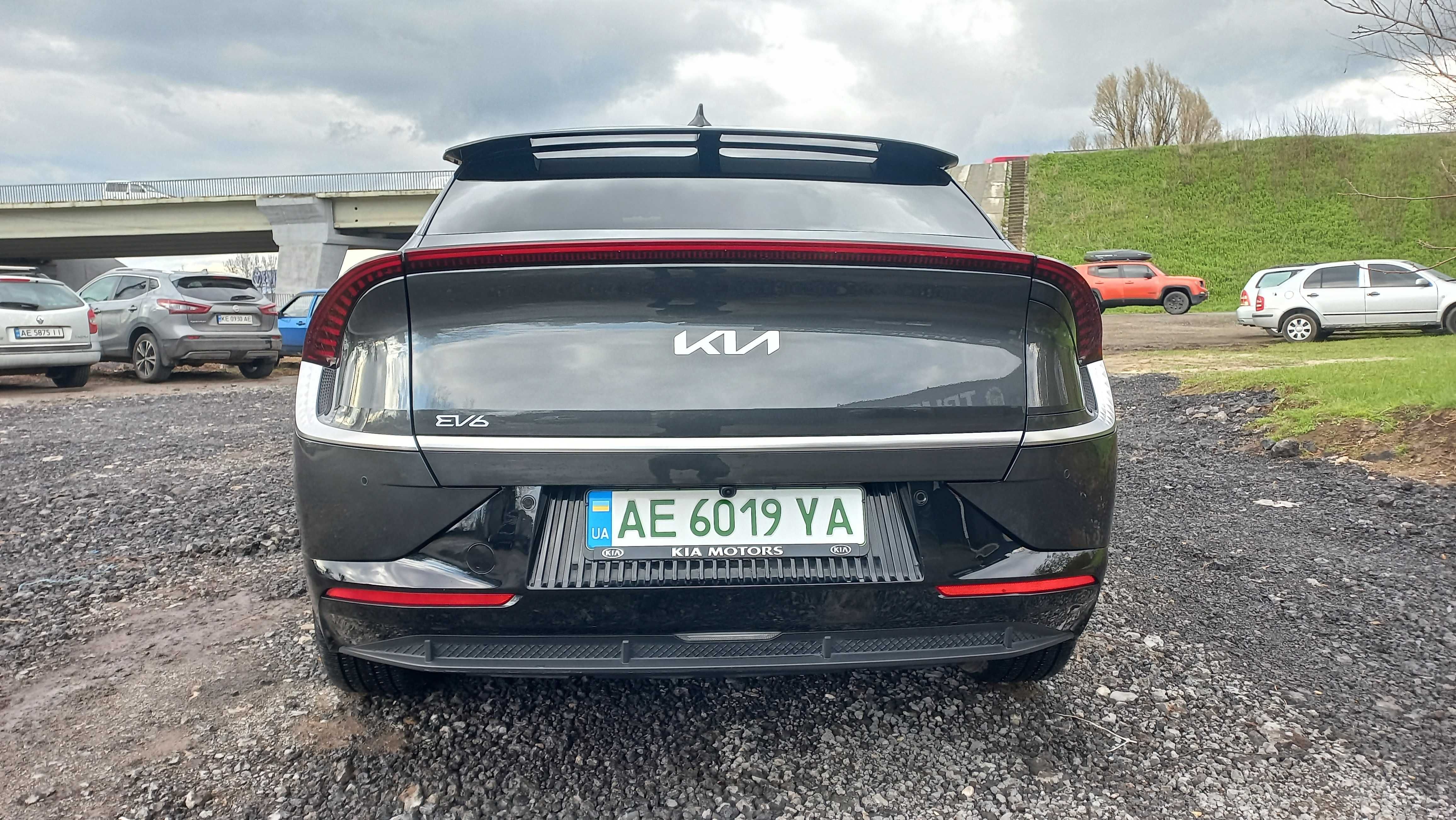 продаж авто Kia EV6 в гарному стані