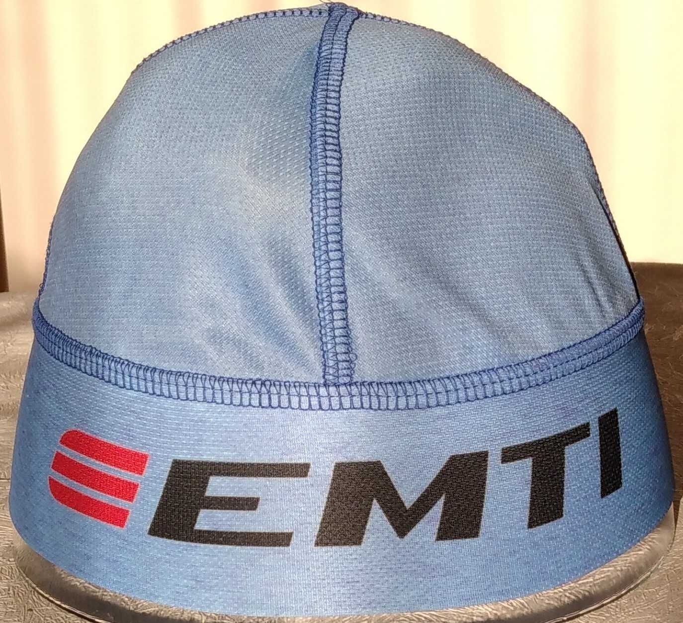 Cienka czapka termoaktywna do biegania na biegówki na rower pod kask