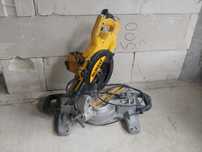 Ukośnica dewalt dws773