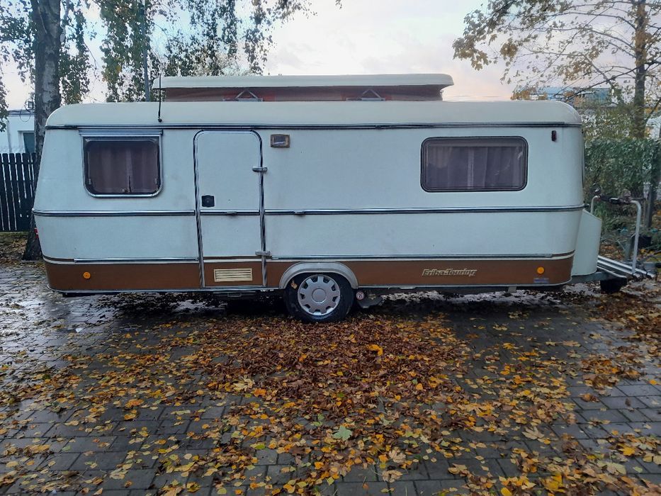 Przyczepa kempingowa Hymer Eriba Tourinig  Odin mover przedsionek