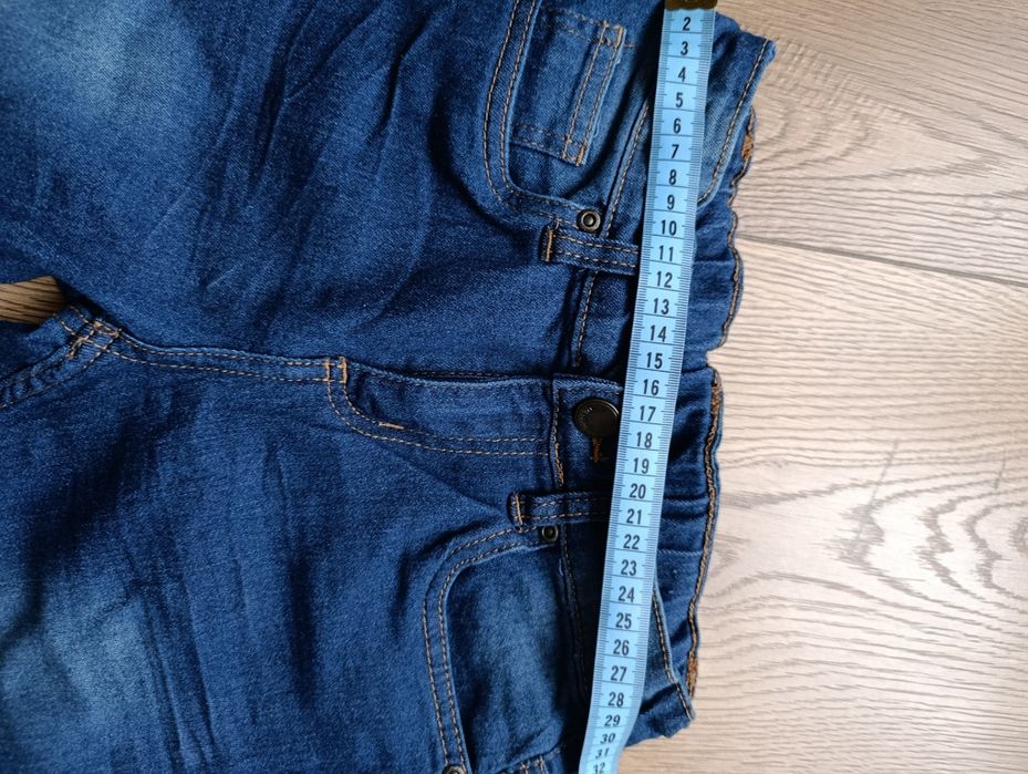 Jeansy chłopięce rozm.140