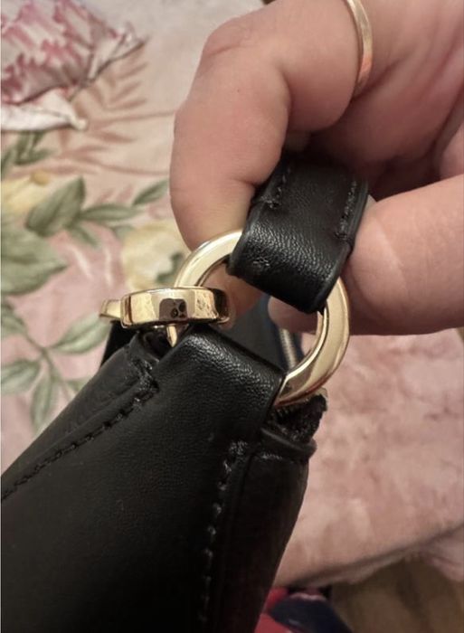 Жіноча шкіряна сумка брендована