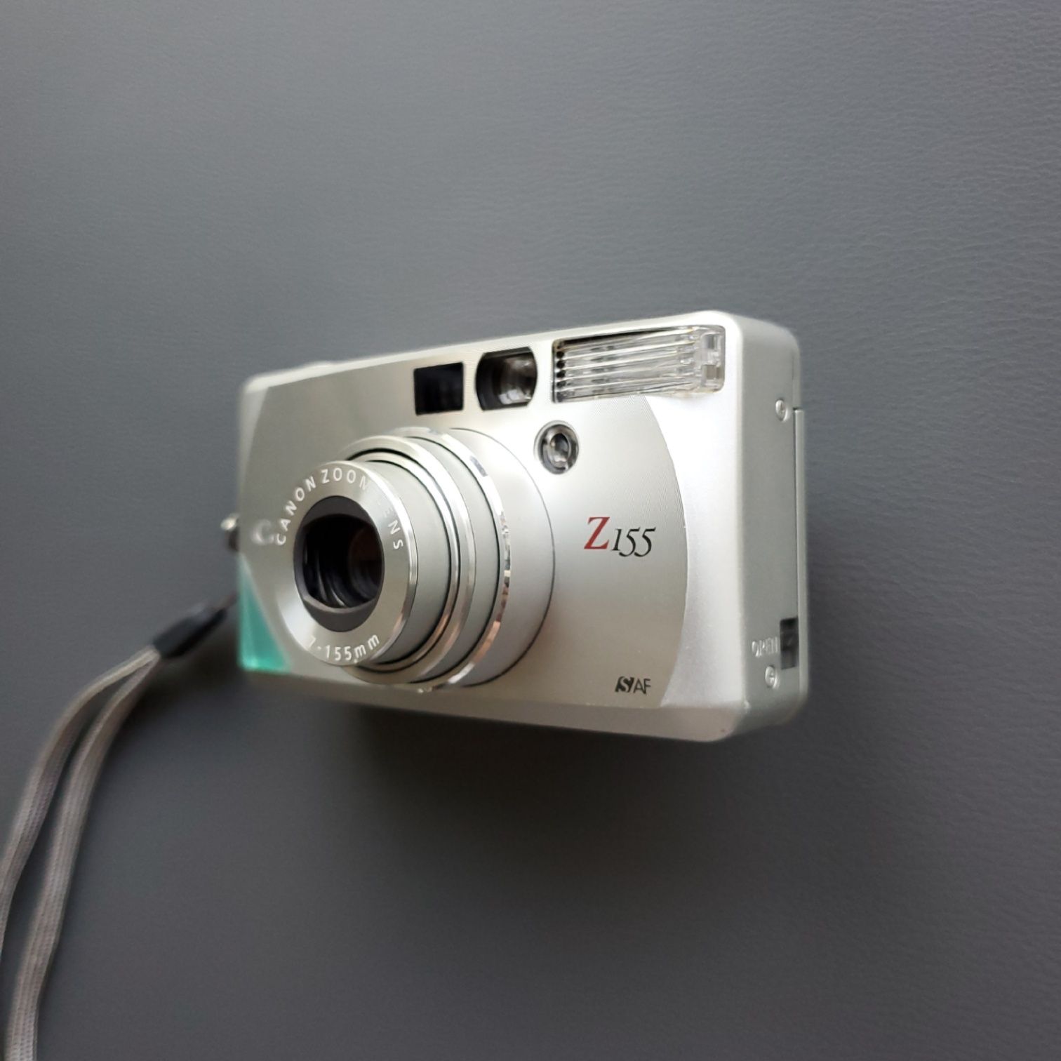 Пленочный премиум-компакт фотоаппарат Canon Sure Shot Z155 тестирован