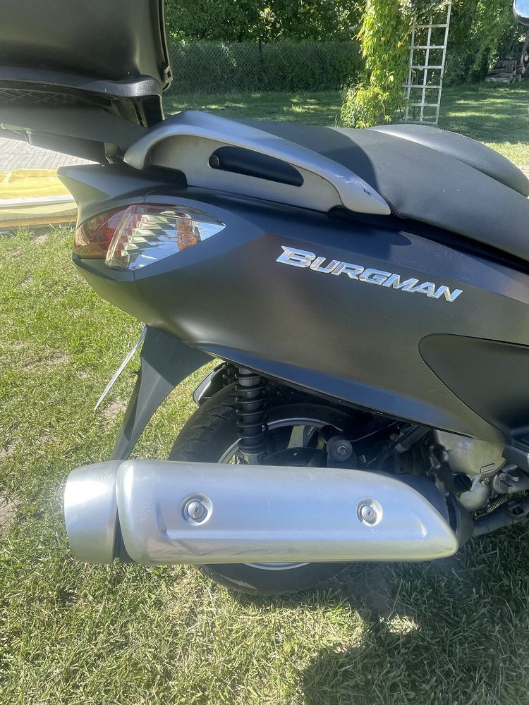 Skuter Suzuki Burgman 125, 2014r.