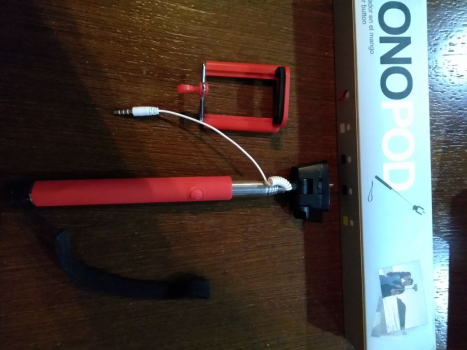 Monopod (selfies)64354204480899122