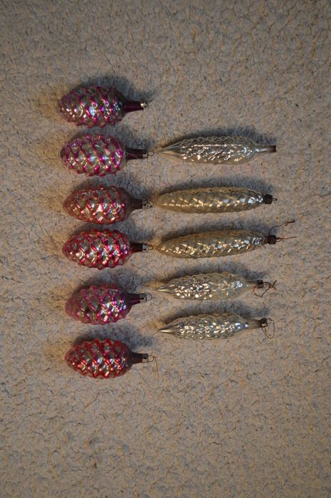 stare szklane bombki szyszki ozdoby choinkowe prl 11 szt