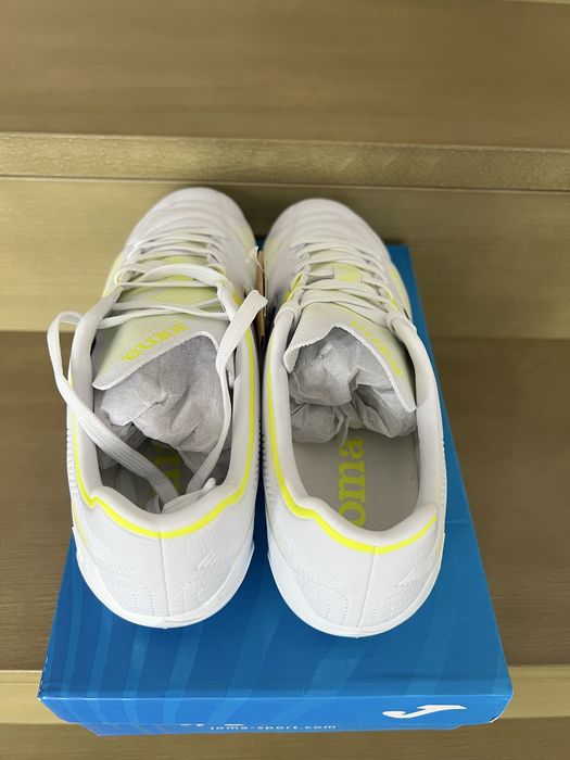 Chuteiras JOMA - Score