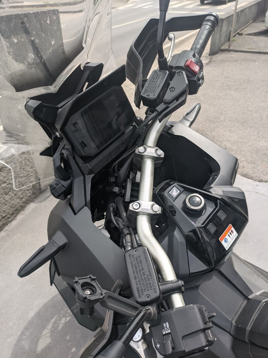 X-ADV 750 DCT 2024