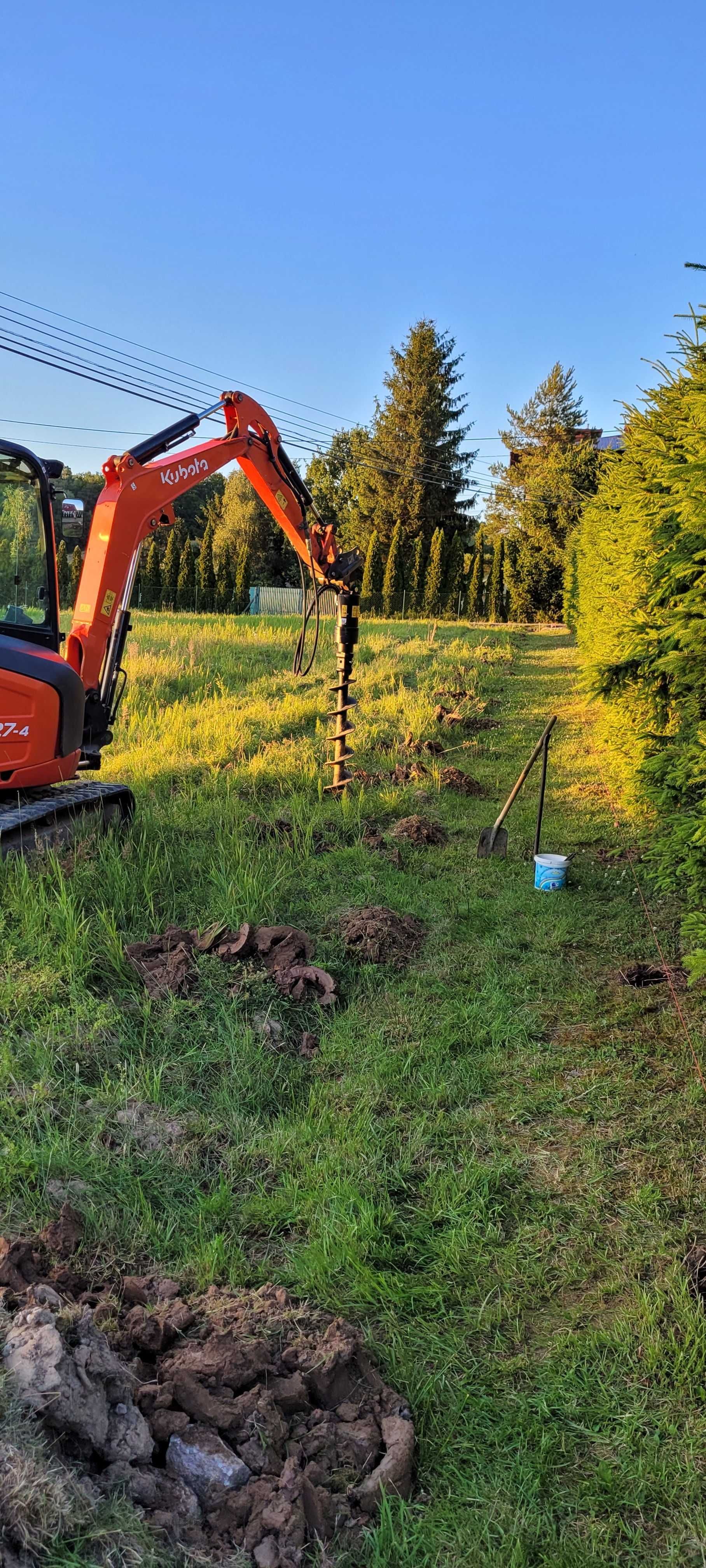 usługi minikoparką, prace ziemne, roboty ziemne, usługi wiertnicą