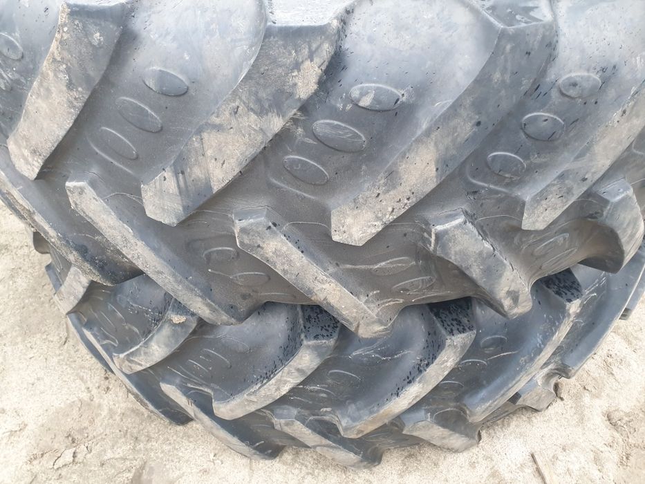 Opona opony BKT 520/85 R42 20.8 r42