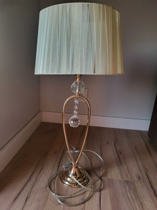 Wysoka lampka stołowa złoto/krem/kryształ