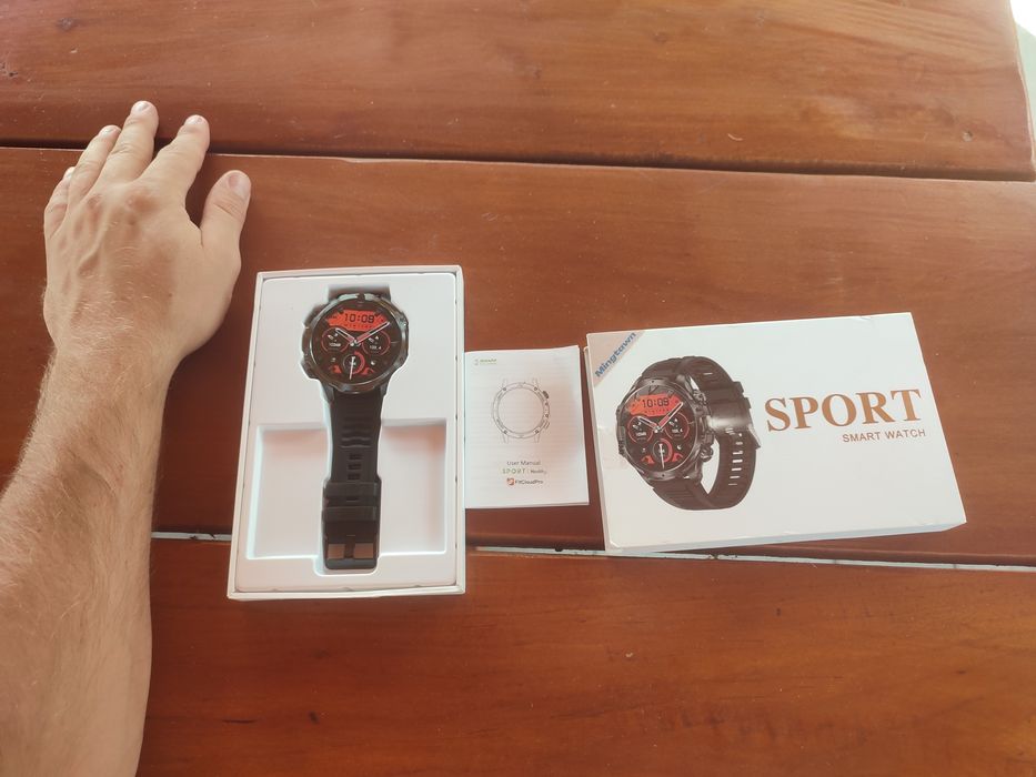 Nowy smartwatch duży