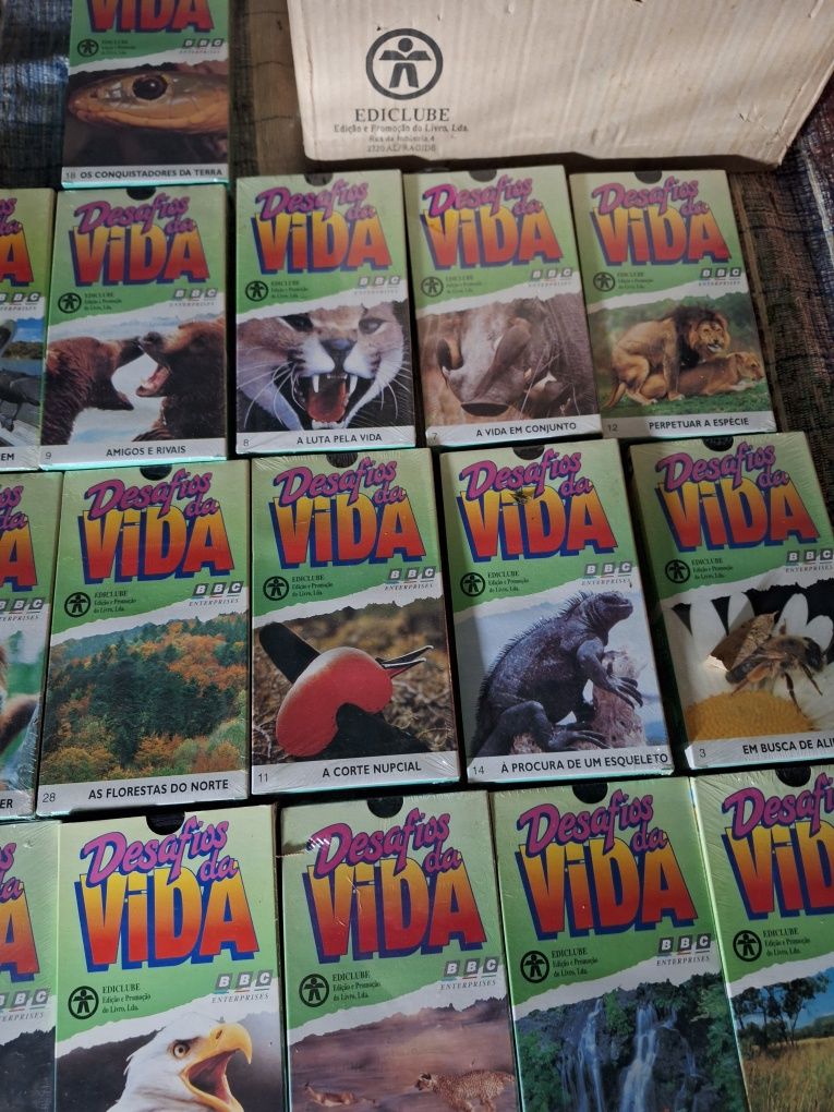 Vendo colecção 37 cassetes VHF novas com plásticos desafios da vida 12