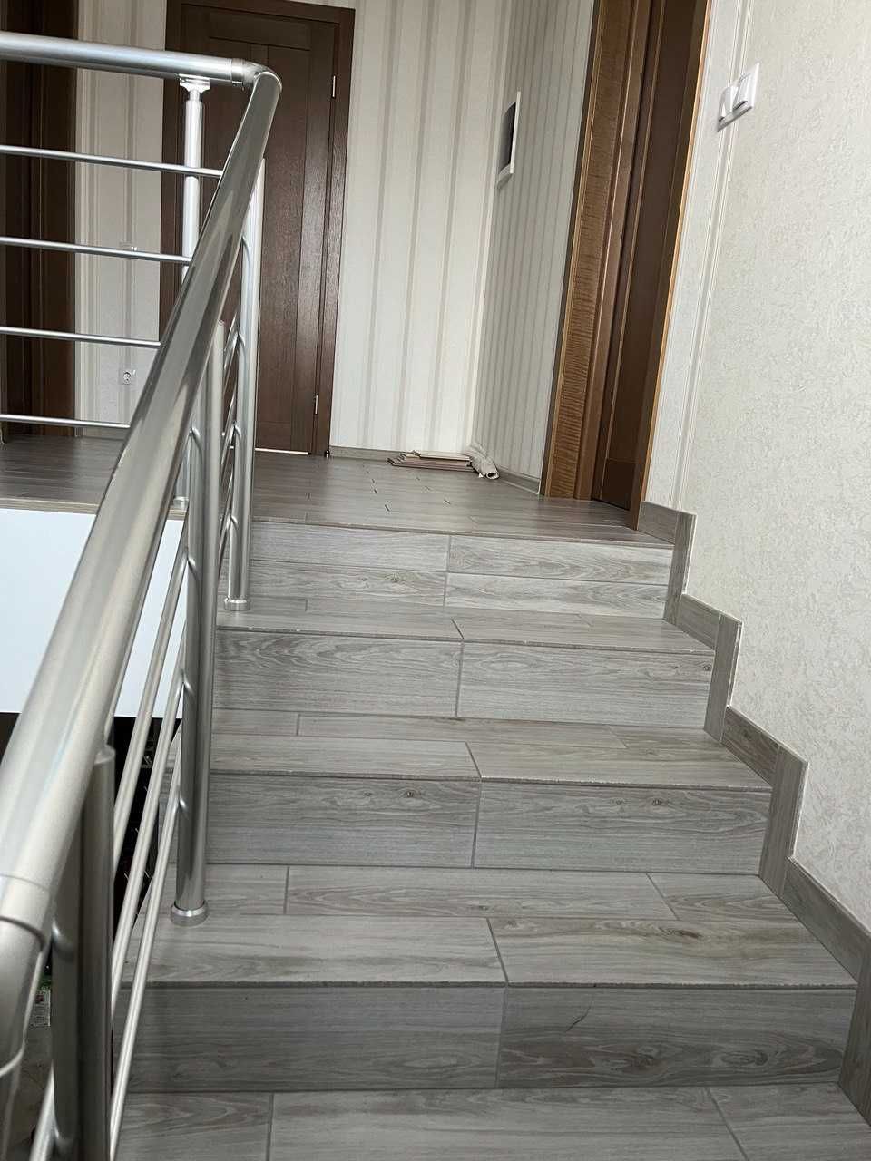 Двухэтажный дом в Совиньоне.Рядом с морем.  130м2