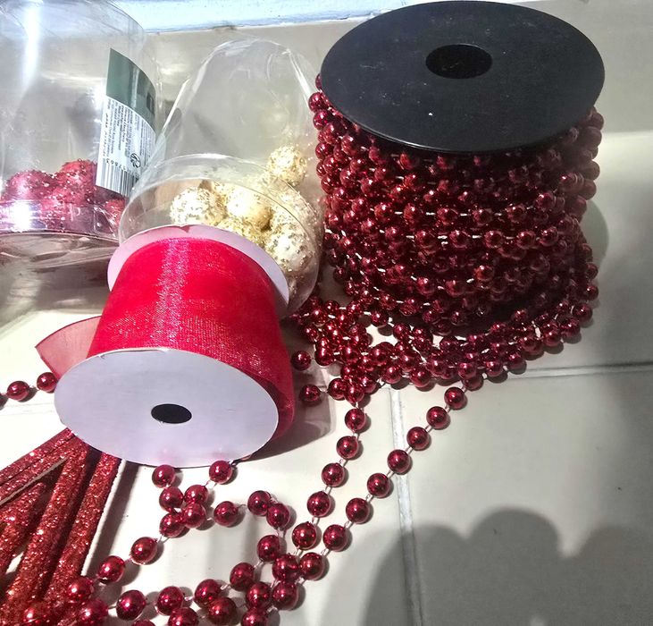 Ozdoby świąteczne bombki łańcuch gwiazda wstążka