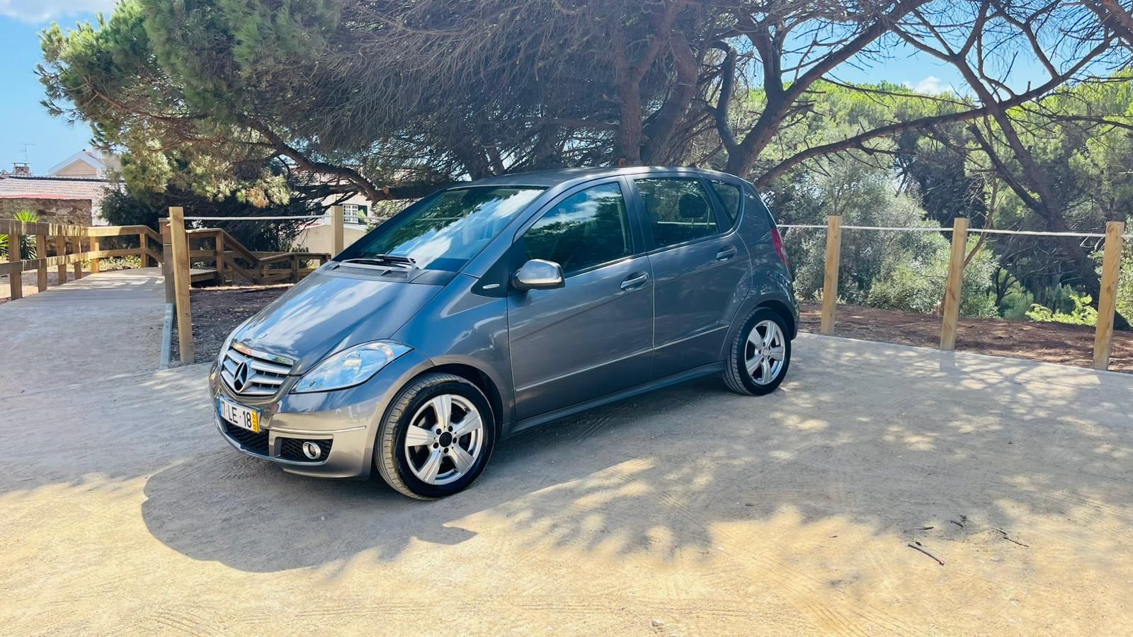 Mercedes-Benz A180 CDi 2010/12 Com Livro de Revisões Apenas 200mil kms