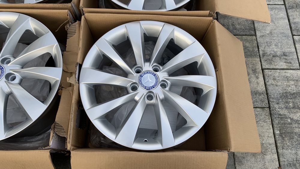Felgi aluminiowe PH Edition II do Mercedes 5x112 17 cali W204