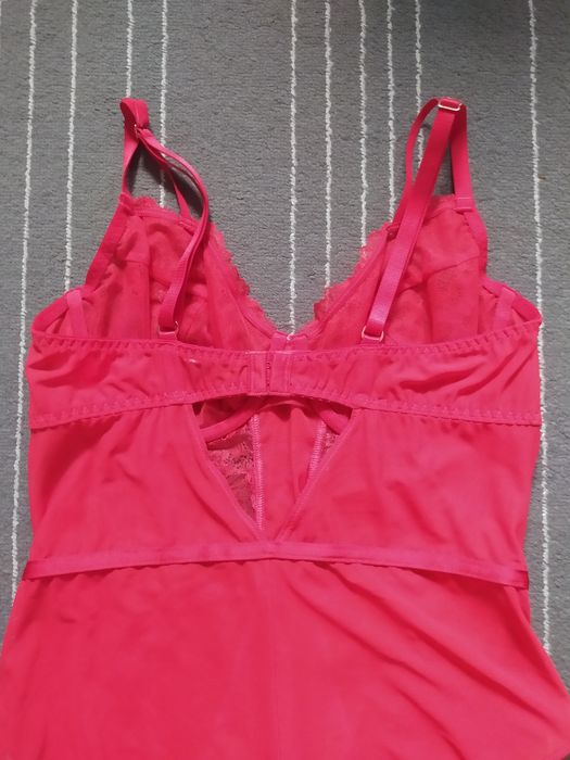 Body koronkowe czerwone sexy na ramiączkach nowe George