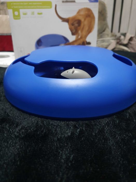 Interaktywna zabawka dla kota - biegająca mysz