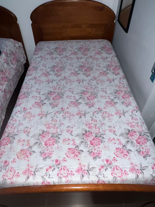 Quarto solteiro 2 camas