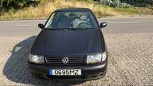 Polo 1999 preto fosco