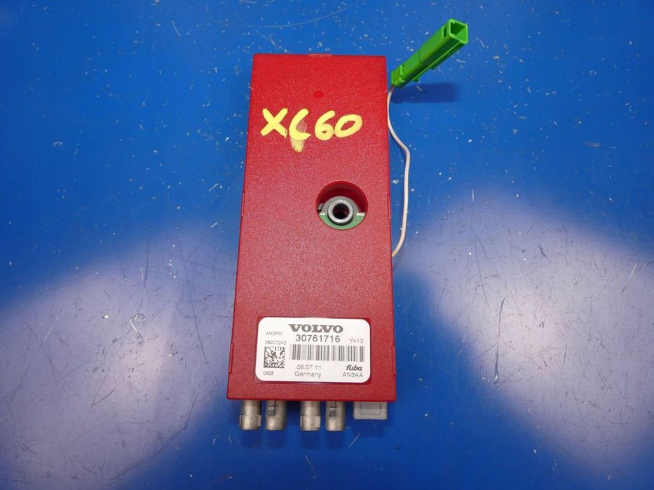 XC60 I V60 S60 II WZMACNIACZ ANTENY RADIA