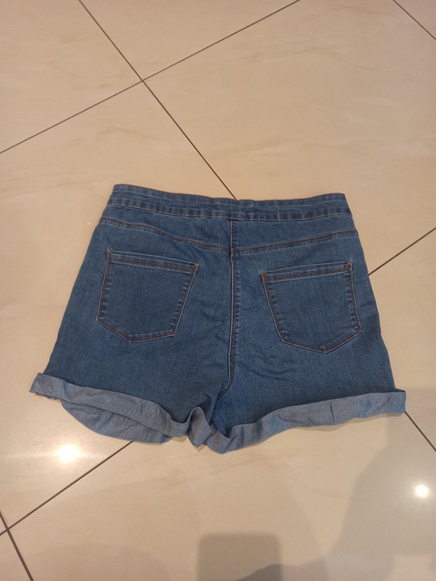 Krótkie spodenki jeansowe / szorty PAPAYA, rozmiar 38 (M)