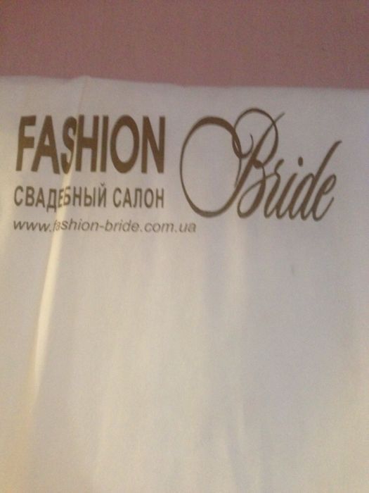 Свадебное платье с фатой фирмы Fashion bride