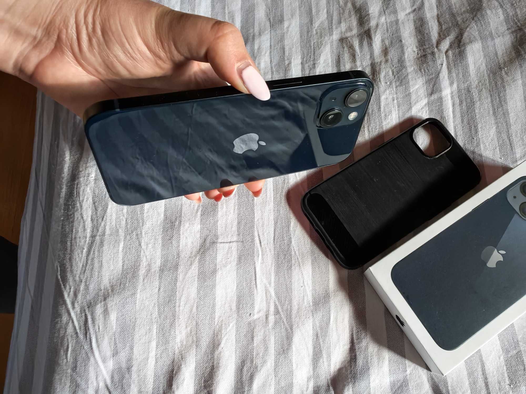 IPhone 13 na gwarancji  stan igła I Phone 13tka