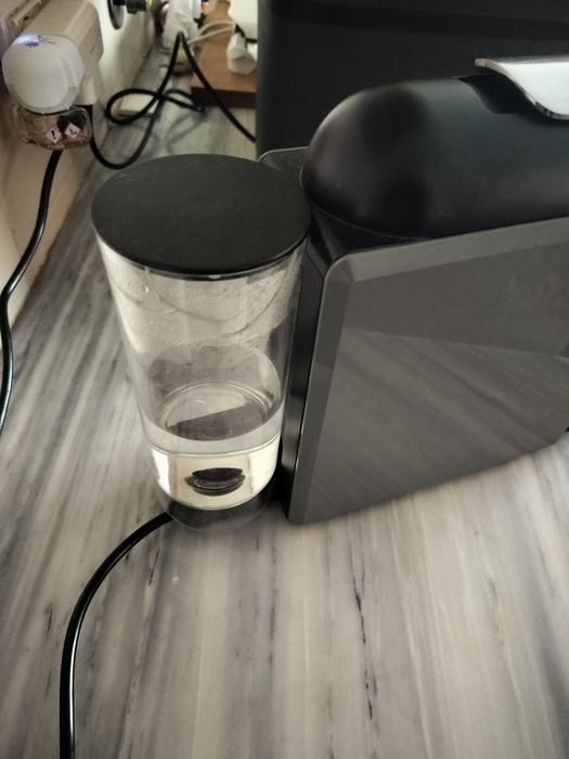 Máquina de café delta em ótimo estado