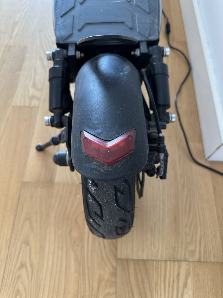Hulajnoga Ruptor R1 zamiana na Apple Watch ultra 1