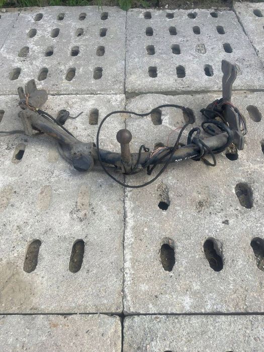 HAK HOLOWNICZY FORD TRANSIT CONNECT I 07R