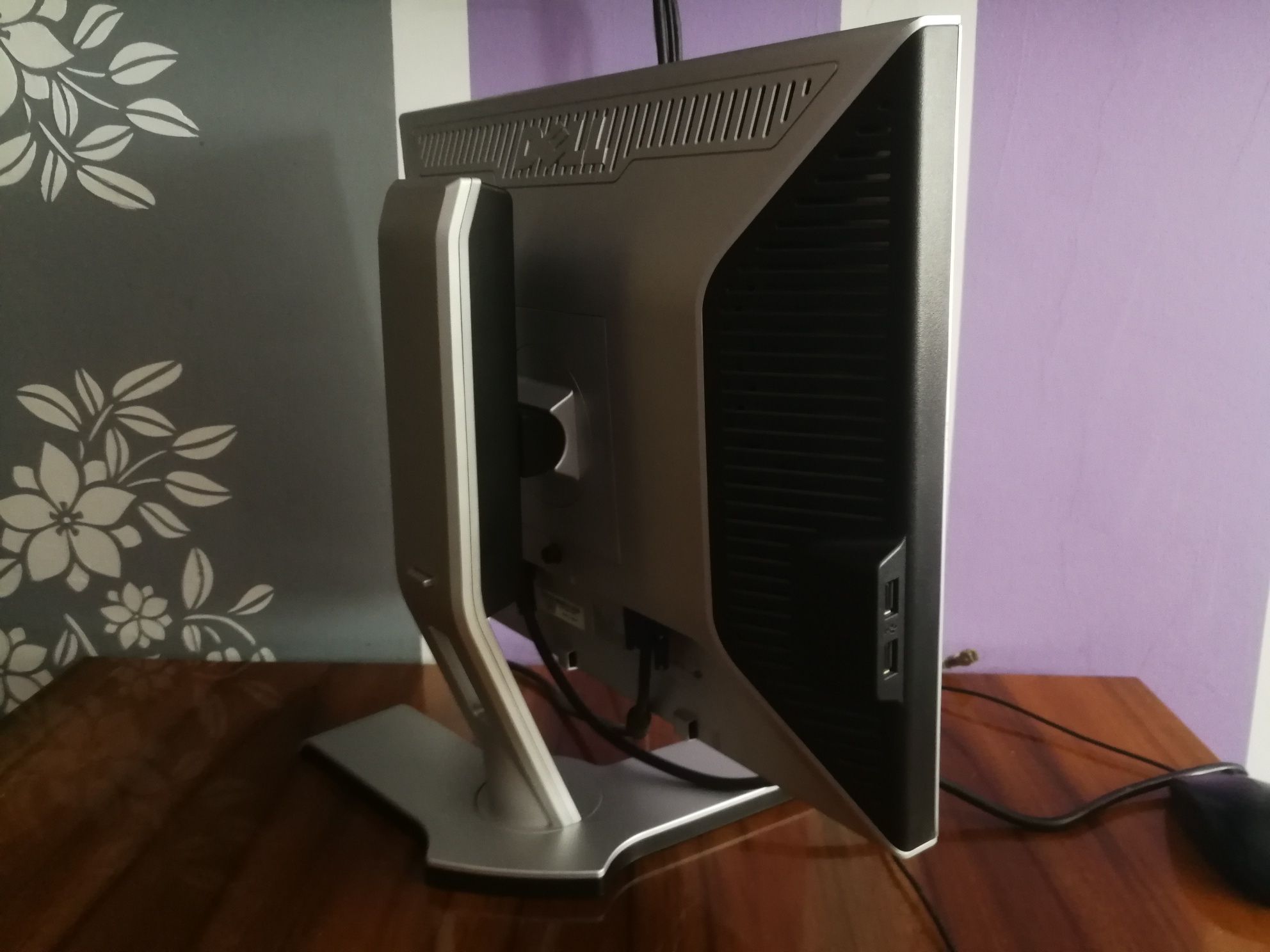 Monitor Dell 19"