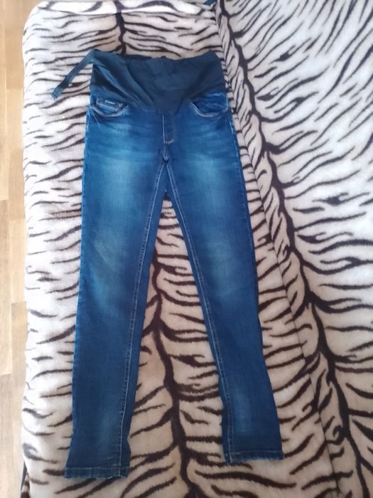 Джинси для вагітних