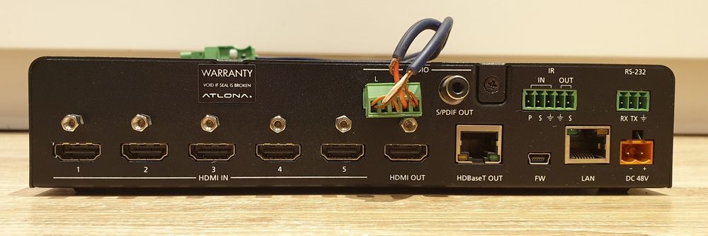 Atlona AT-UHD-SW-52ED automatyczny przełącznik 5 portów HDMI. Polecam