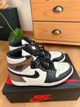 Jordan 1 Retro High Dark Mocha R.42