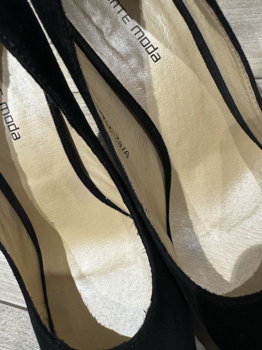 Замшеві туфлі 40р.