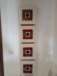 Arte decorativa, quadro em tela, madeira e cerâmica. Excelente estado
