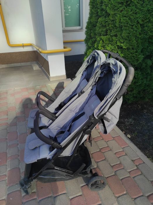 Прогулянкова коляска для двійні Inglesina