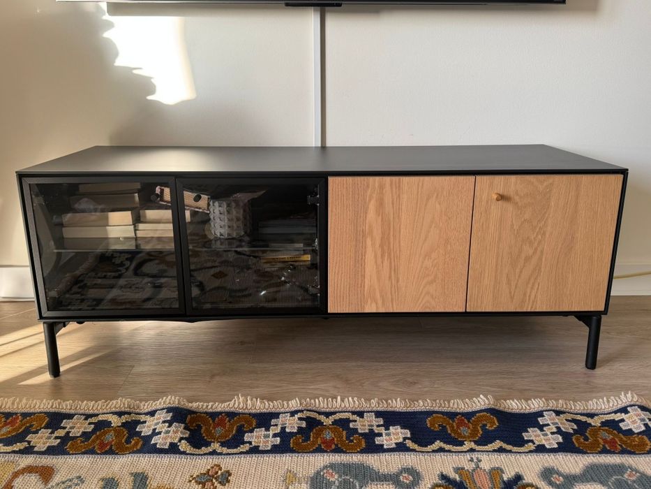 Móvel tv preto/chapa de carvalho Boastad Ikea