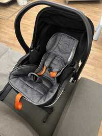 Fotekik 0-13 kg Kiddy evoluna i-size plus wraz z bazą ISOFIX