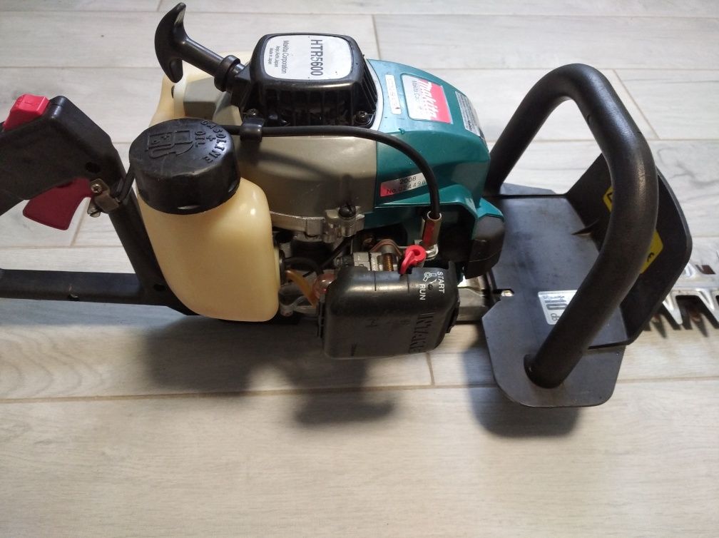 Nożyce do żywopłotu Makita HTR 5600