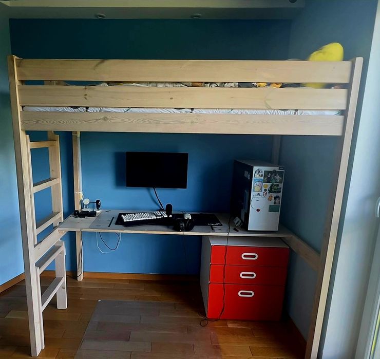 Łóżko piętrowe z biurkiem, drewniane + MATERAC HEVEA GRATIS