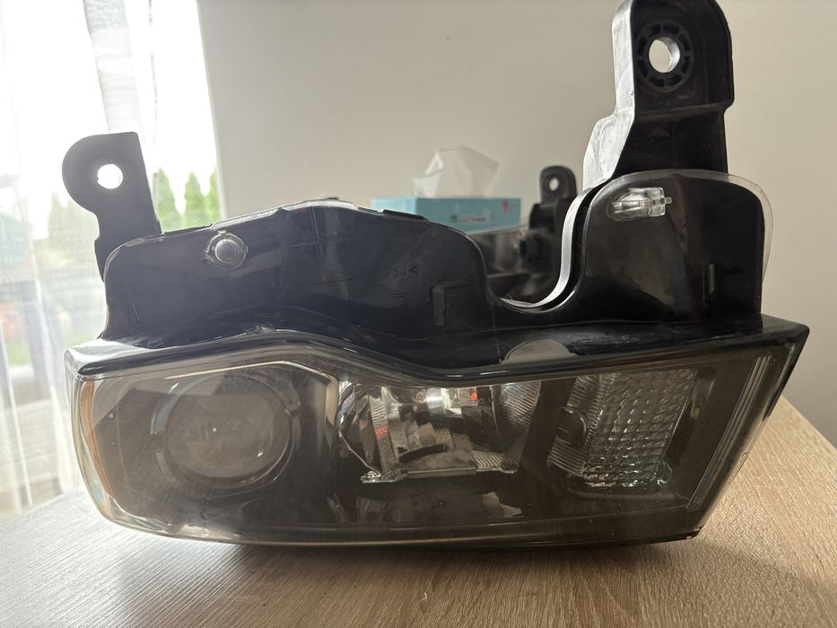jeep grand cherokee wk2 lift 2017 lampa lewa zwykla soczewska usa