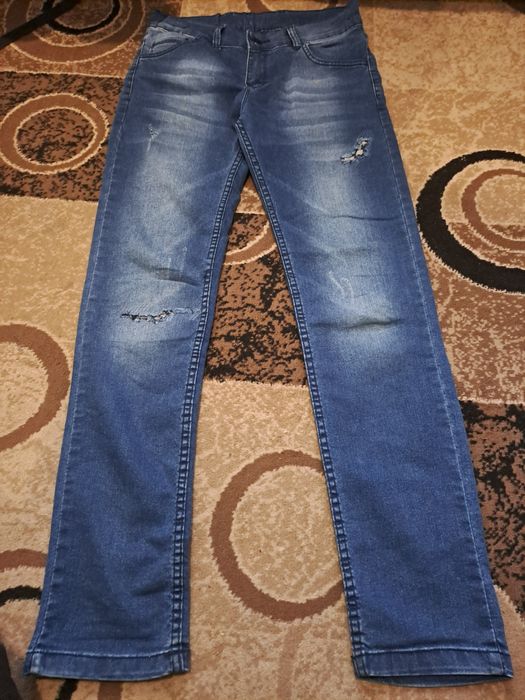 Продам джинси на підлітка